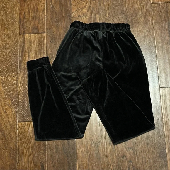 Love Streak Velour Lounge Jogger Sweatpants - Picture 3 of 8